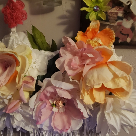 Xsmall handmade bellydance top with flowers - Picture 5 of 5